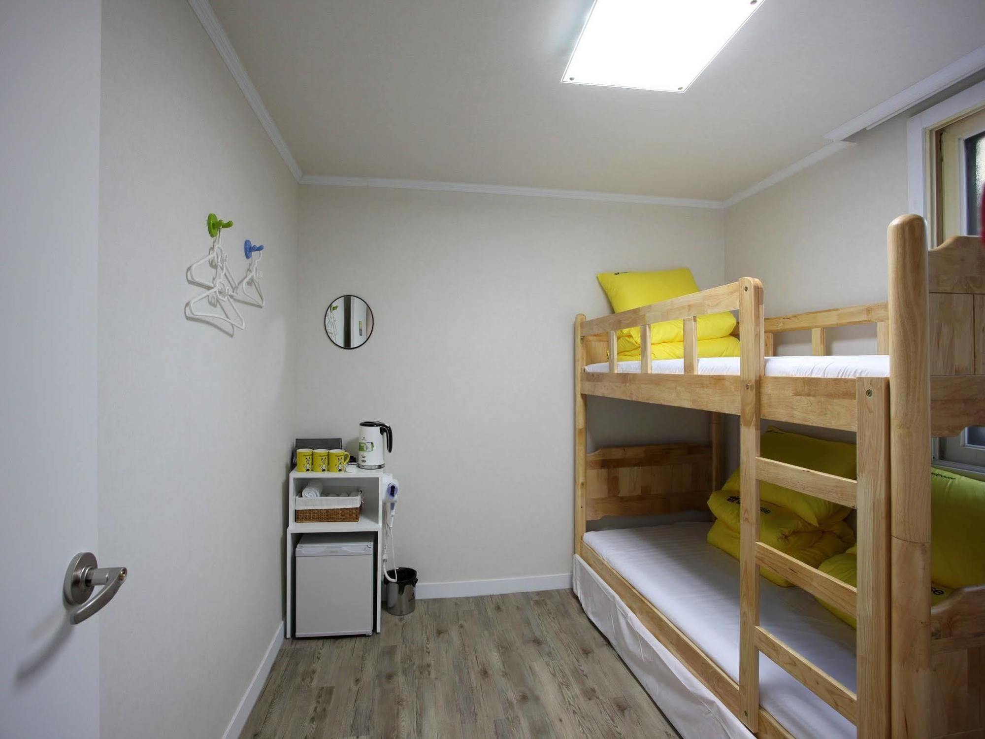 Guesthouse Dodam I Сеул Экстерьер фото